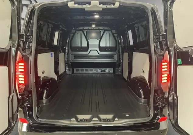 Angebotsdetails Volkswagen Transporter Kasten 2.0 TDI 4MOTION Automatik lan Schwarz (Midnight Black Metallic)