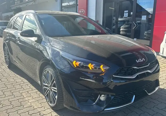 Angebotsdetails Kia Ceed SW BLACK PEARL