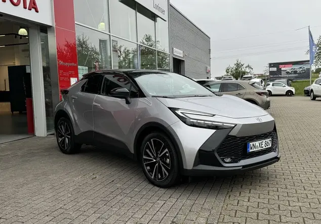 Angebotsdetails Toyota C-HR shimmering silver metallic / Dach schwarz