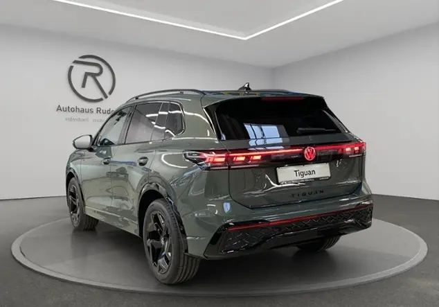 Angebotsdetails Volkswagen Tiguan III R-Line 1.5 eTSI KLIMA NAVI AL Grün (Cipressino-Grün Metallic)