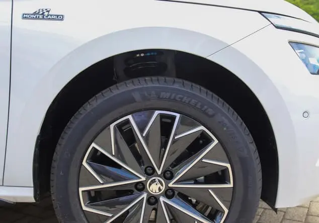 Angebotsdetails Skoda Kamiq Candy-Weiss