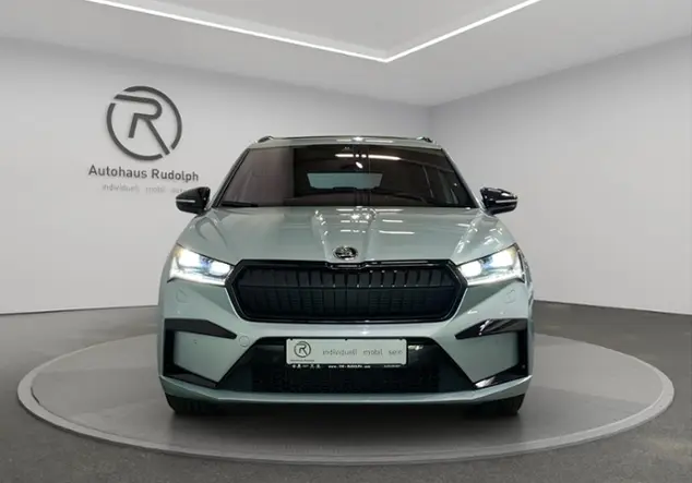 Angebotsdetails Skoda Enyaq iV 80 Sportline / Silber (Artic Silber Metallic)