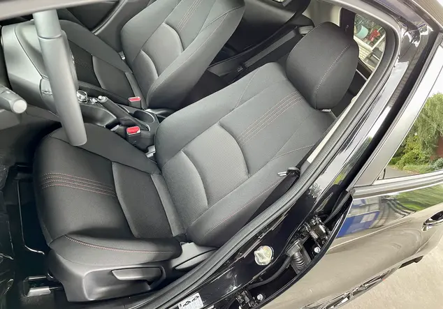 Angebotsdetails Mazda 2 schwarz