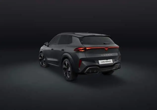 Angebotsdetails Cupra Terramar 1.5 e-HYBRID 150 kW (204 PS) 6-Gang-DSG Timanfaya Grau