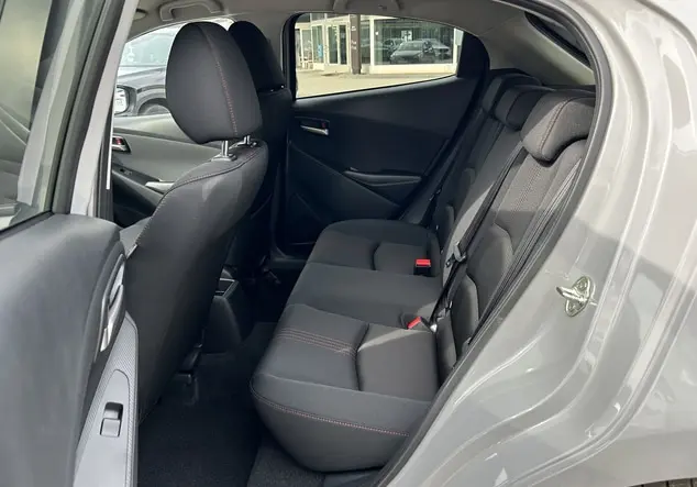 Angebotsdetails Mazda 2 AERO GREY