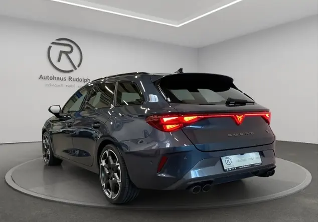 Angebotsdetails Cupra Leon Sportstourer 2.0 TSI / Grau ('Magnetic Tech')