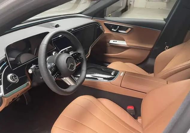 Angebotsdetails Mercedes-Benz E E200 Line Advanced Plus*Night*Pano*Superscreen*360grad*Distronic*Softclose* Alpin Grau