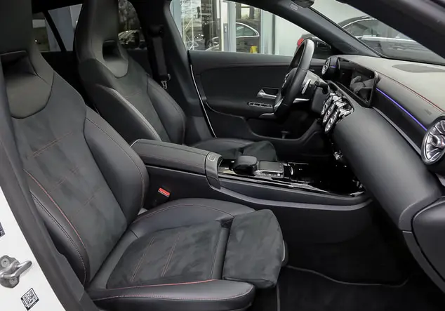 Angebotsdetails Mercedes-Benz CLA 200 Line Polarweiß