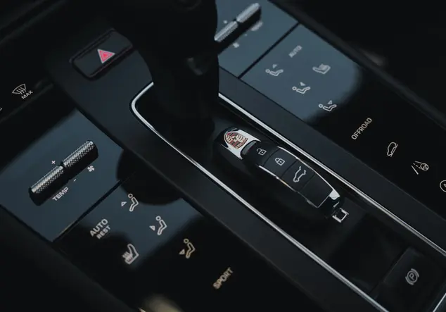 Angebotsdetails Porsche Macan vulkangraumetallic