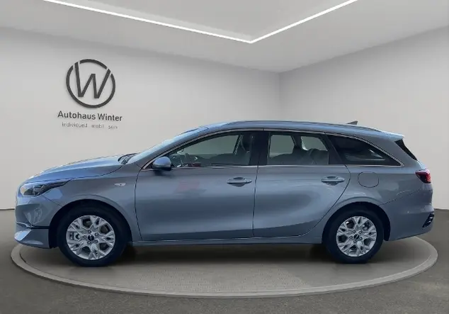 Angebotsdetails Kia Ceed Silber ((CSS) LUNARSILBER MET.)