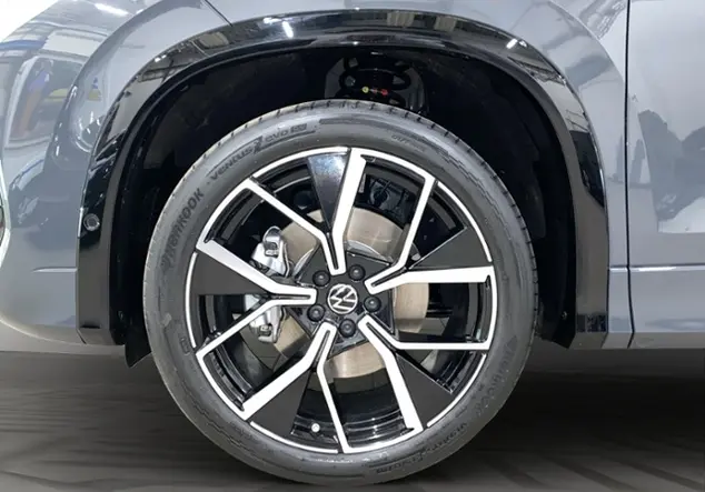 Angebotsdetails Volkswagen Tayron 2.0 TDI 4Motion R-Line KLIMA ALU Grau (Delfingrau Metallic)