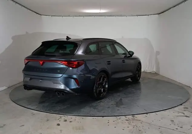 Angebotsdetails Cupra Leon Sportstourer Cupra Leon ST VZ 2.0 TSI 245 kW (333 PS) 7-Gang-DSG 4Drive Magnetic Grau Metallic