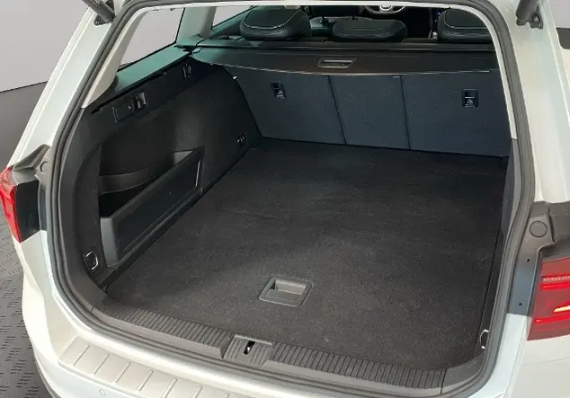 Angebotsdetails VW Passat Variant Alltrack 2.0 TDI 4Motion White
