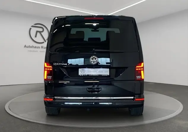 Angebotsdetails Volkswagen T6.1 Multivan 2.0 TDI Highline KR / Schwarz (Deep Black Perleffekt)