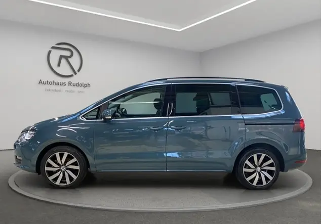 Angebotsdetails Volkswagen Sharan Blau (Petroleum Blue Metallic)