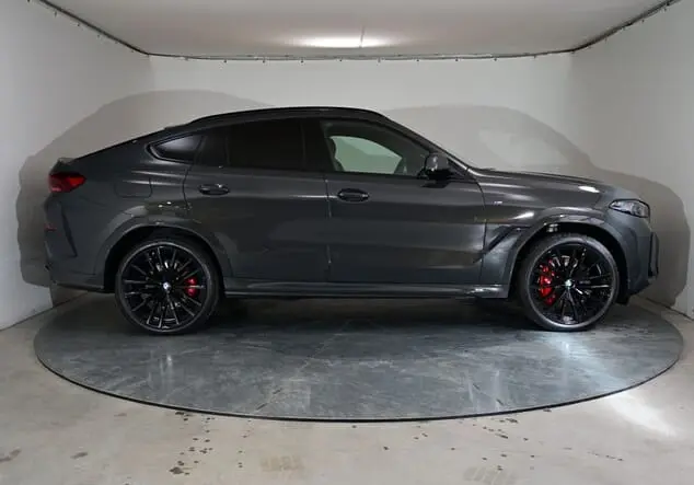 Angebotsdetails BMW X6 BMW X6 40d 259 kW (352 PS) 8-Gang Steptronic xDrive BMW Individual Dravitgrau metallic