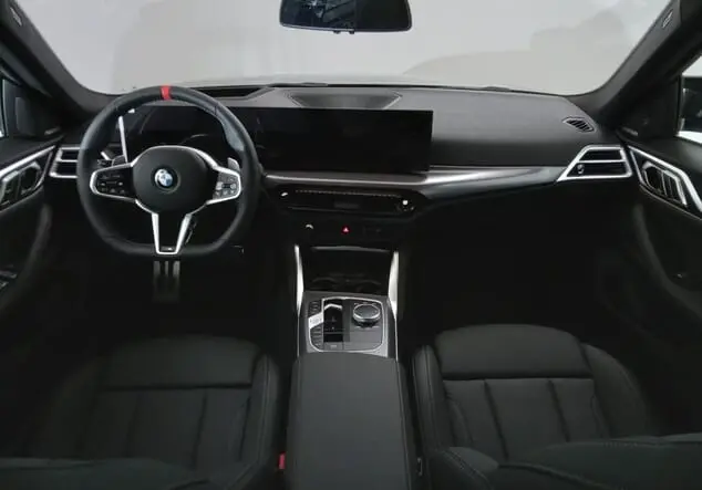 Angebotsdetails BMW 4er Gran Coupé BMW M440i Grand Coupe 275 kW (374 PS) 8-Gang Steptronic xDrive Saphirschwarz metallic