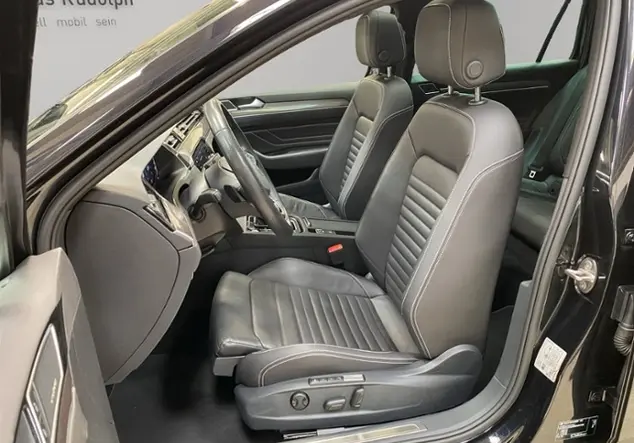 Angebotsdetails Volkswagen Passat Alltrack 2.0 TSI 4Motion Schwarz (Deep Black Perleffekt)