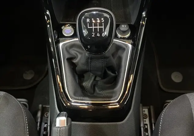 Angebotsdetails Volkswagen T-Cross Schwarz (Deep Black Perleffekt)