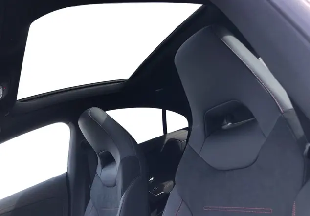 Angebotsdetails Mercedes-Benz CLA Schwarz-lack kosmosschwarz
