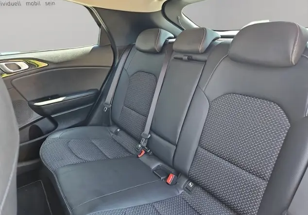 Angebotsdetails Kia XCeed 1,5 T-GDI Vision Kamera Beige ((L2B) COPPERSTONE MET.)
