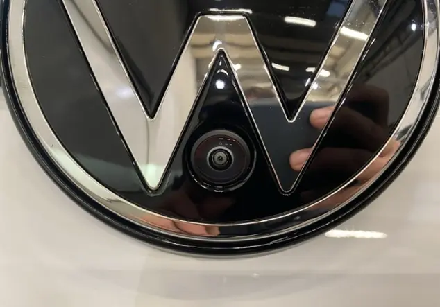 Angebotsdetails Volkswagen Passat Weià (Pure White)