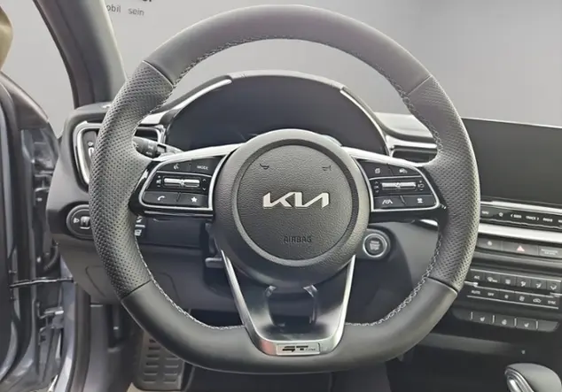 Angebotsdetails Kia ProCeed Silber ((CSS) LUNAR SILVER M)