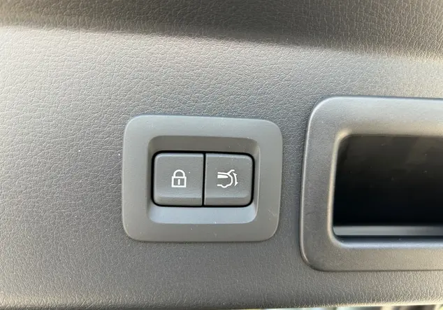 Angebotsdetails Mazda CX-30 Machine Gray
