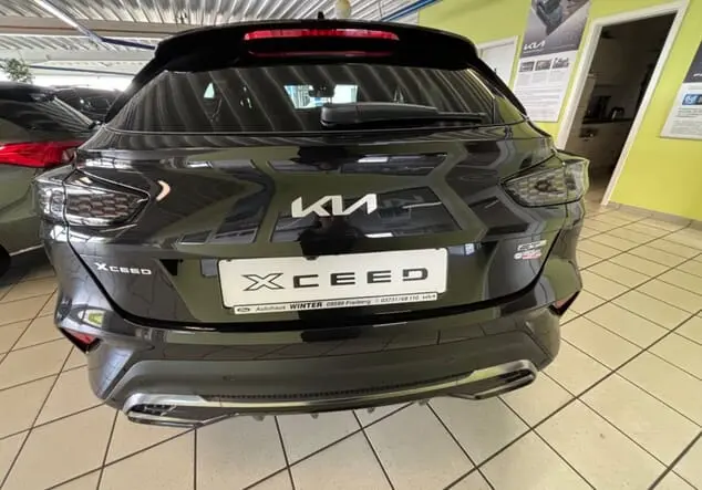 Angebotsdetails Kia XCeed Schwarz ((1K) BLACK PEARL M)