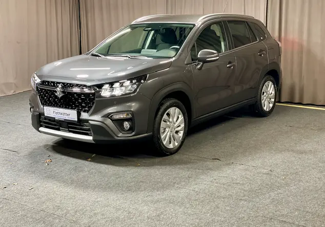Angebotsdetails Suzuki S-Cross Titan Dark Gray Pearl Metallic