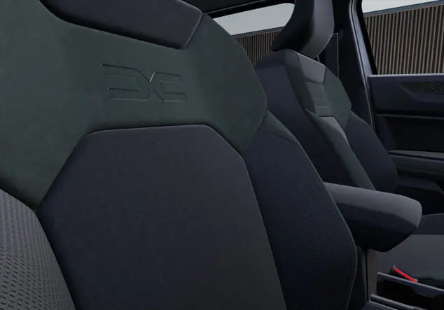 Angebotsdetails Dacia Duster TCe 130 Extreme Perlmutt-Schwarz