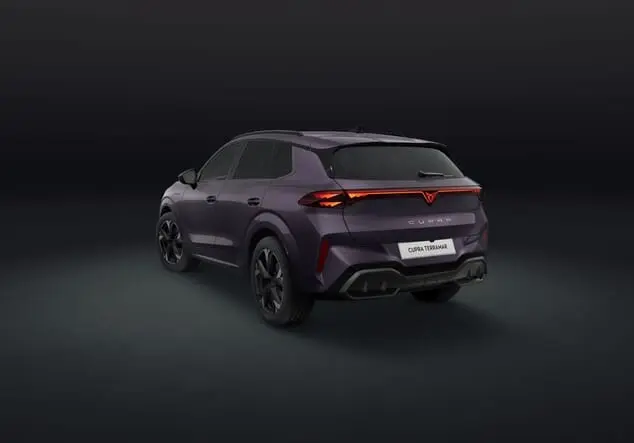Angebotsdetails Cupra Terramar Cupra Terramar e-HYBRID 1.5 e-HYBRID 150 kW (204 PS) 6-Gang-DSG 150.00 kW (204 PS) Dark Void