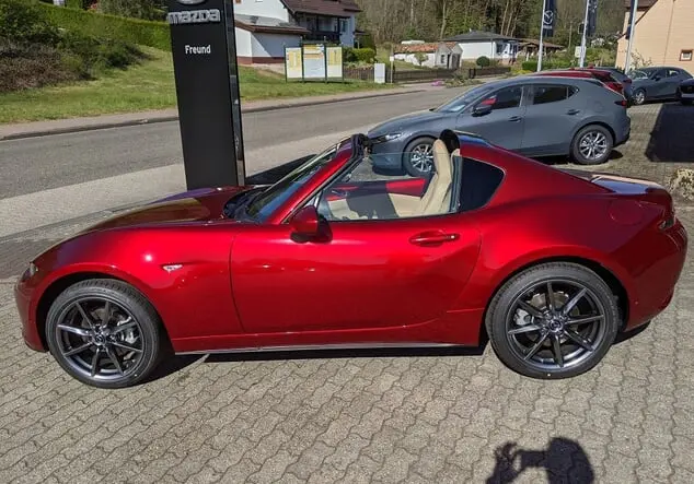 Angebotsdetails Mazda MX-5 1.5L SKYACTIV-G (132 hp) Exclusive-line SOUL RED CRYSTAL M
