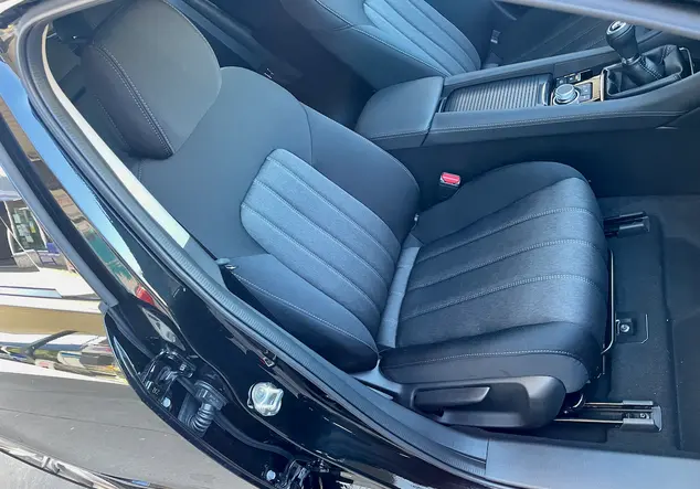 Angebotsdetails Mazda 6 Jet Black