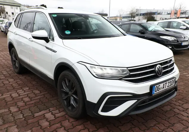 Angebotsdetails Volkswagen Tiguan Allspace Weiß