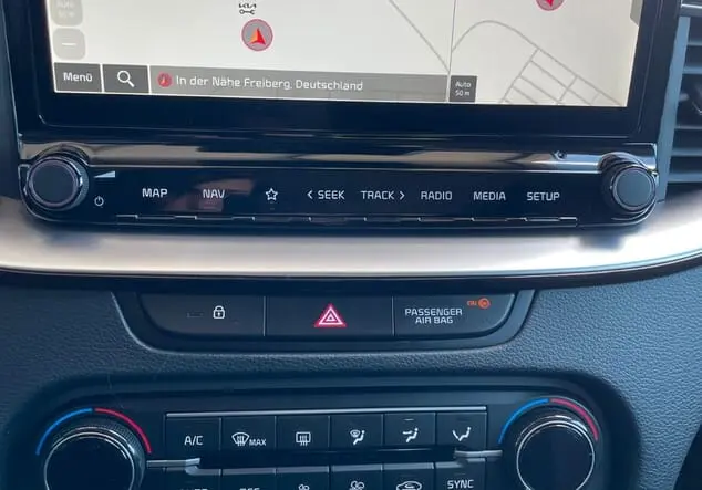 Angebotsdetails Kia Ceed Grau (DARK PENTA METAL M)
