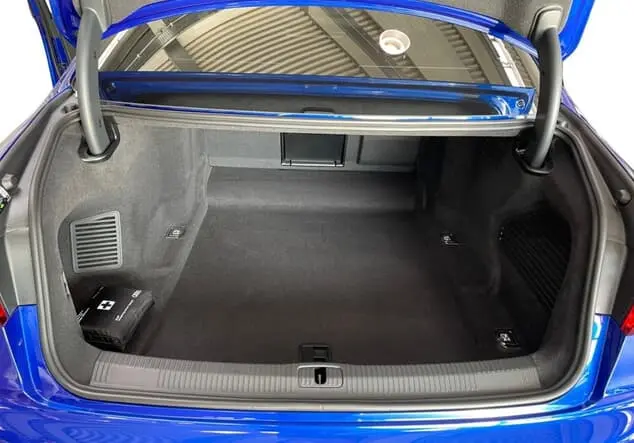 Angebotsdetails Audi S8 4.0 TFSI ++sofort verfügbar++ Ultrablau