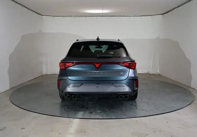 Angebotsdetails Cupra Leon Sportstourer Cupra Leon ST VZ 2.0 TSI 245 kW (333 PS) 7-Gang-DSG 4Drive Magnetic Grau Metallic