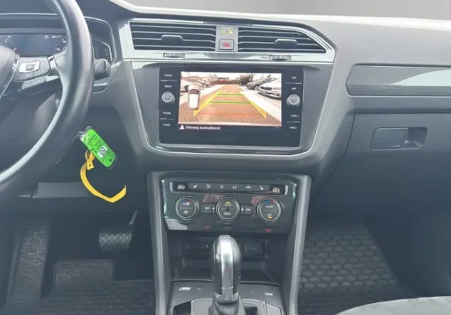 Angebotsdetails Volkswagen Tiguan Grau (Indiumgrau Metallic)