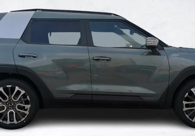 Angebotsdetails SsangYong Torres forrest-grün