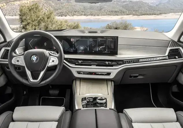 Angebotsdetails BMW X7 auf Anfrage