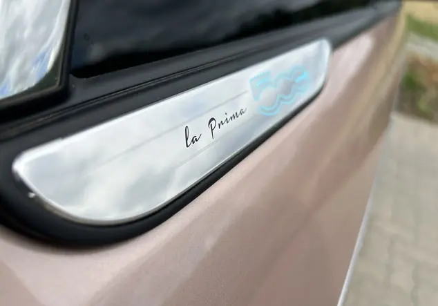 Angebotsdetails Fiat 500e Rose Gold Metallic