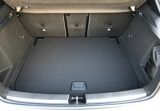 Angebotsdetails Mercedes-Benz A-Klasse Metalliclack mountaingrau