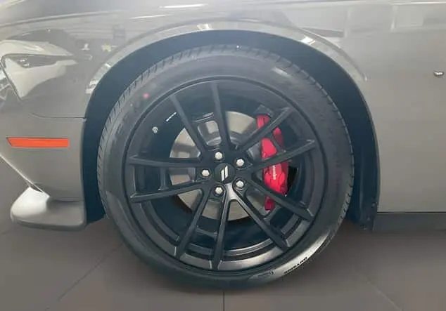 Angebotsdetails Dodge Challenger 5.7 R/T +ACC+BiXenon+SpurW+KAM+Sport Grau