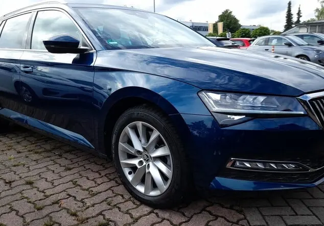 Angebotsdetails Skoda Superb Combi TSI 190 Style Blau
