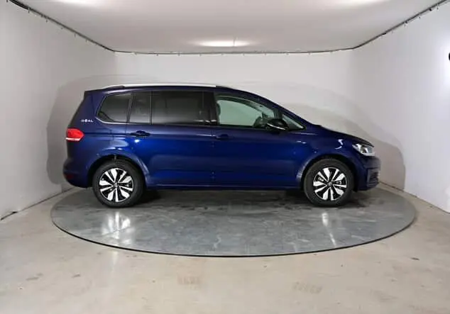 Angebotsdetails Volkswagen Touran Volkswagen Touran GOAL 1.5 TSI 110 kW (150 PS) 7-Gang-DSG Atlantik Blue Metallic