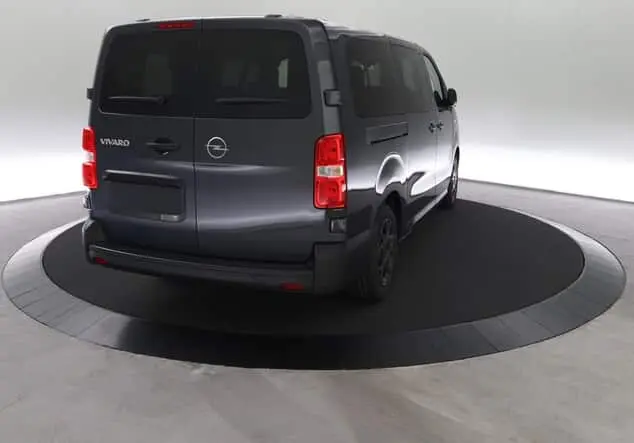 Angebotsdetails Opel Vivaro Opel Kombi 9-Sitzer Lang 2.0 BlueHDi 180 130 kW (177 PS) 8-Gang Automatikgetriebe Diesel Merkur-Grau (Metallic)
