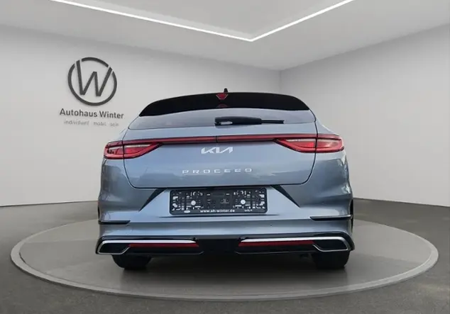 Angebotsdetails Kia ProCeed Silber ((CSS) LUNAR SILVER M)