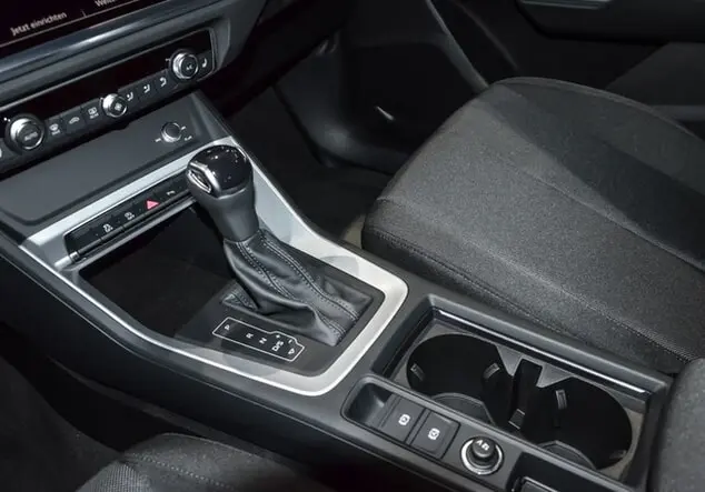 Angebotsdetails Audi Q3 Mythosschwarz Metallic