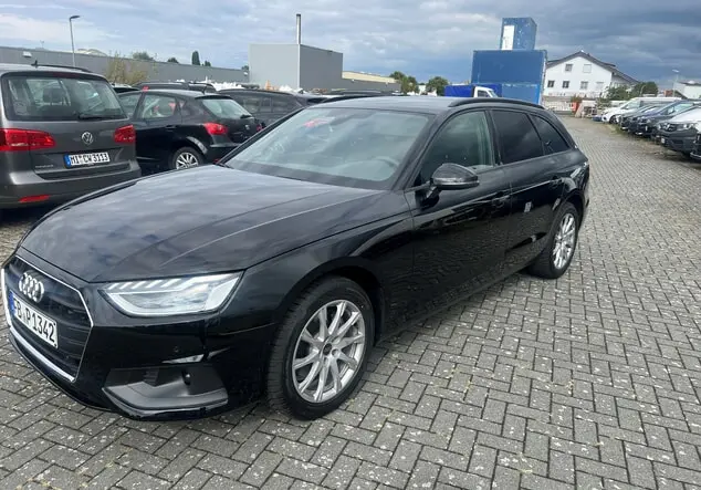 Angebotsdetails Audi A4 Ibisweiß